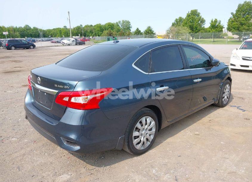 Photo 4 of 2016 Nissan Sentra SV (VIN 3N1AB7AP0GY219630)