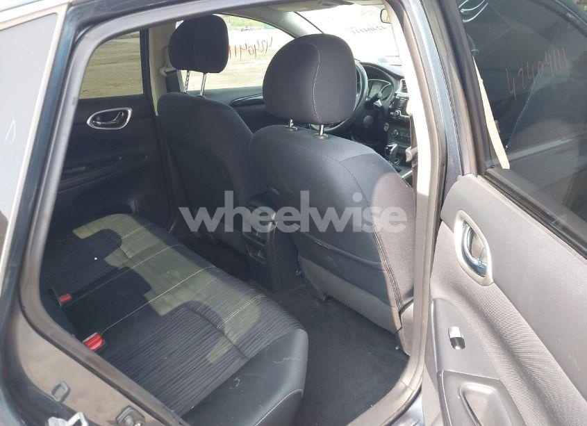 Photo 8 of 2016 Nissan Sentra SV (VIN 3N1AB7AP0GY219630)