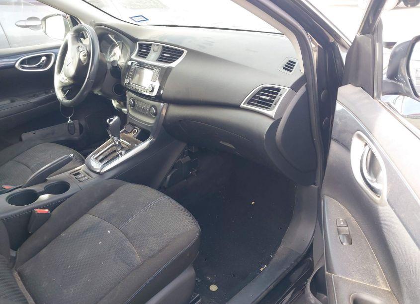 Photo 5 of 2016 Nissan Sentra SR (VIN 3N1AB7AP0GY223032)