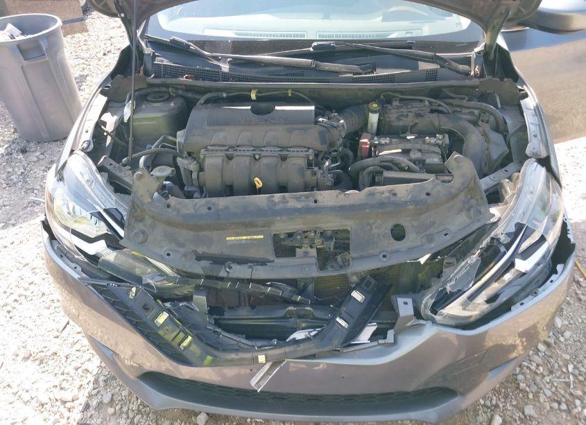 Photo 10 of 2016 Nissan Sentra SV (VIN 3N1AB7AP0GY234712)