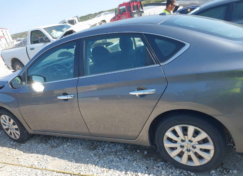 Photo 14 of 2016 Nissan Sentra SV (VIN 3N1AB7AP0GY234712)