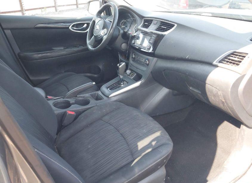 Photo 5 of 2016 Nissan Sentra SV (VIN 3N1AB7AP0GY234712)