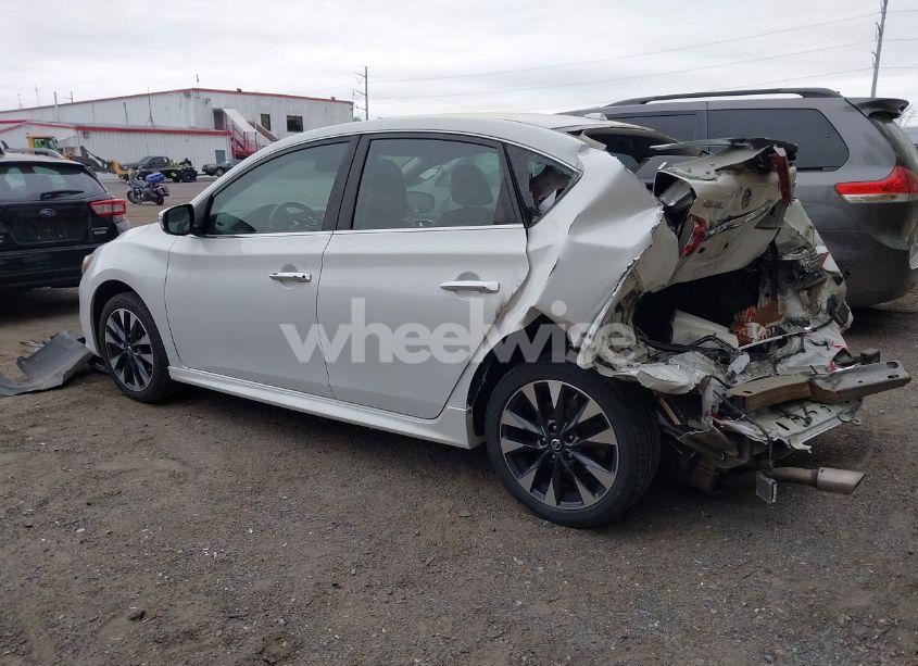 Photo 3 of 2016 Nissan Sentra SR (VIN 3N1AB7AP0GY275728)