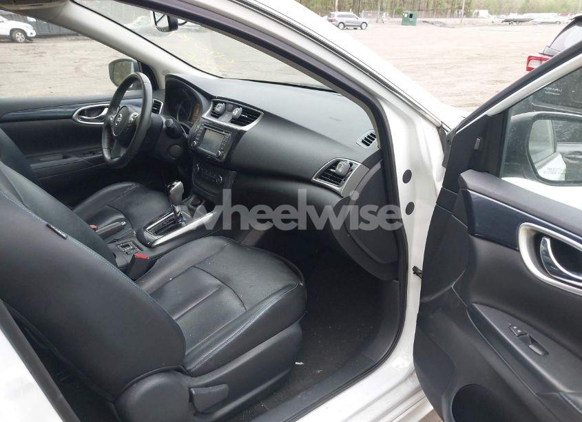 Photo 5 of 2016 Nissan Sentra SR (VIN 3N1AB7AP0GY275728)