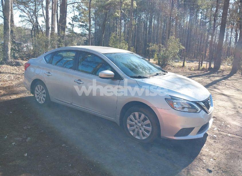 2016 Nissan Sentra S (VIN 3N1AB7AP0GY285384) main photo