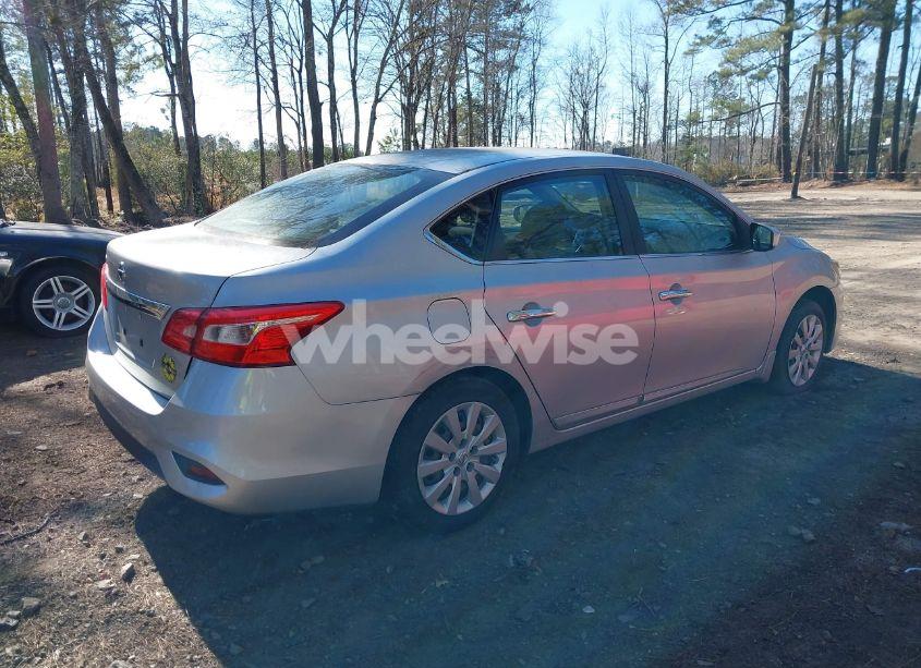 Photo 4 of 2016 Nissan Sentra S (VIN 3N1AB7AP0GY285384)