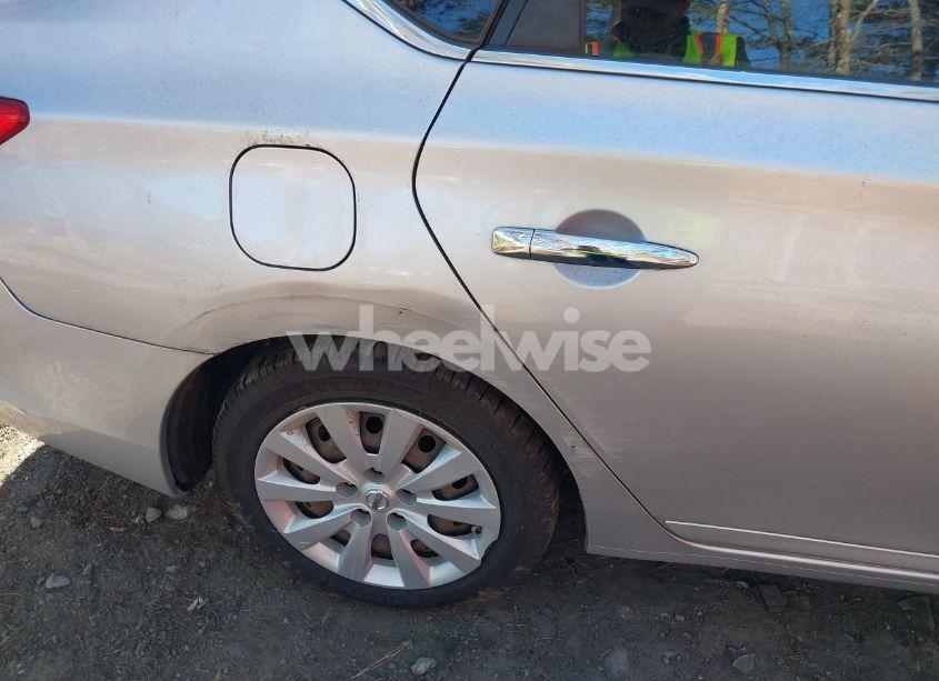 Photo 6 of 2016 Nissan Sentra S (VIN 3N1AB7AP0GY285384)