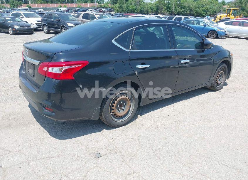 Photo 4 of 2016 Nissan Sentra S (VIN 3N1AB7AP0GY315032)