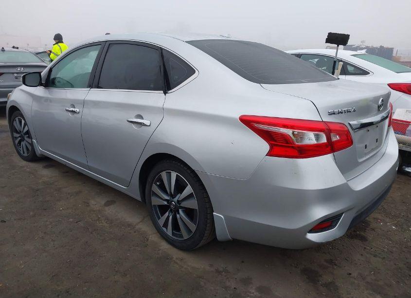 Photo 3 of 2016 Nissan Sentra SL (VIN 3N1AB7AP0GY322059)