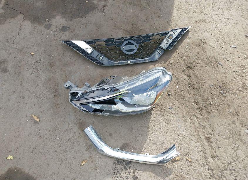 Photo 12 of 2016 Nissan Sentra SV (VIN 3N1AB7AP0GY329951)