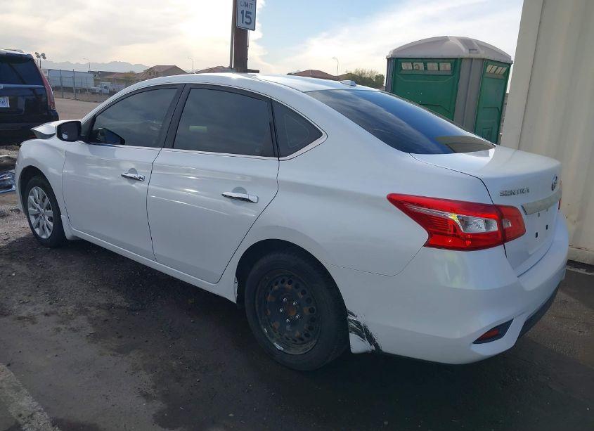 Photo 3 of 2016 Nissan Sentra SV (VIN 3N1AB7AP0GY329951)