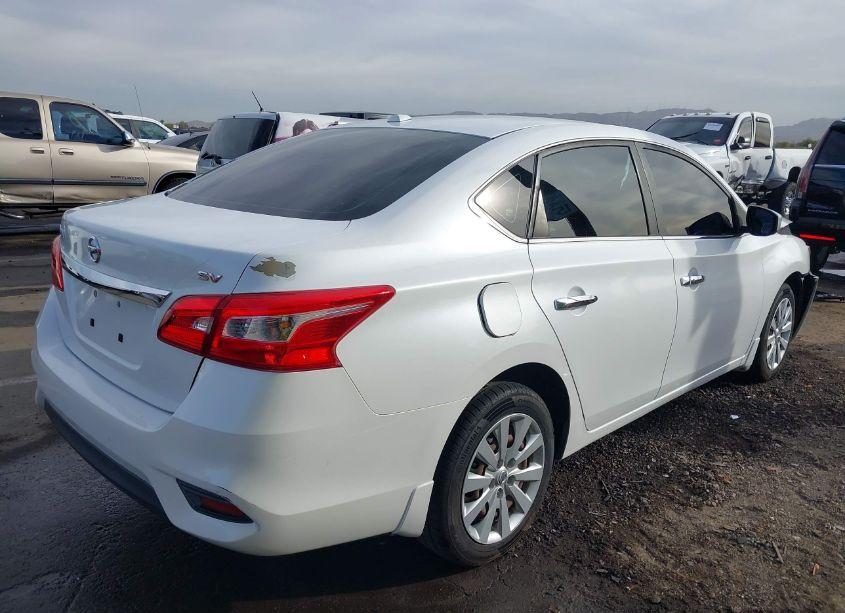 Photo 4 of 2016 Nissan Sentra SV (VIN 3N1AB7AP0GY329951)