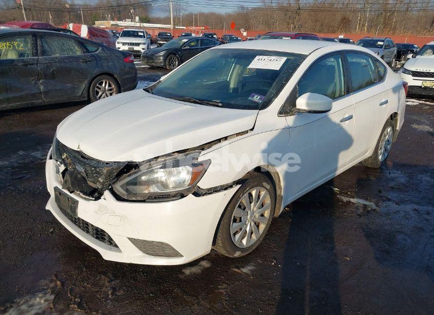 Photo 2 of 2017 Nissan Sentra SV (VIN 3N1AB7AP0HL661774)