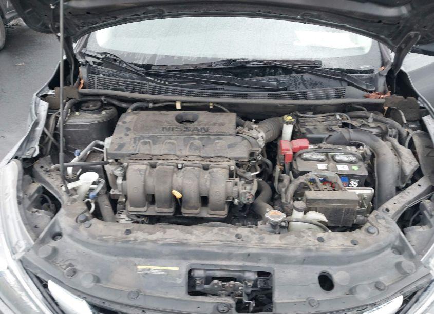 Photo 10 of 2017 Nissan Sentra SV (VIN 3N1AB7AP0HL671141)