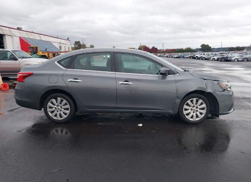 Photo 13 of 2017 Nissan Sentra SV (VIN 3N1AB7AP0HL671141)