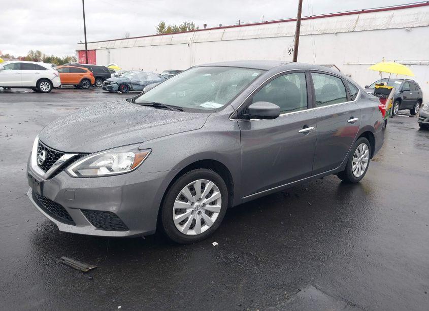 Photo 2 of 2017 Nissan Sentra SV (VIN 3N1AB7AP0HL671141)
