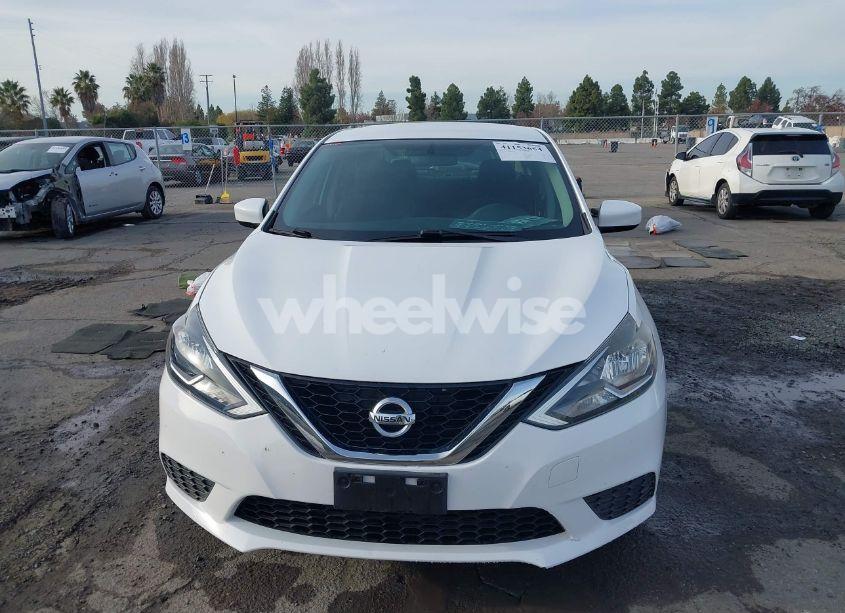 Photo 12 of 2017 Nissan Sentra SV (VIN 3N1AB7AP0HL684990)