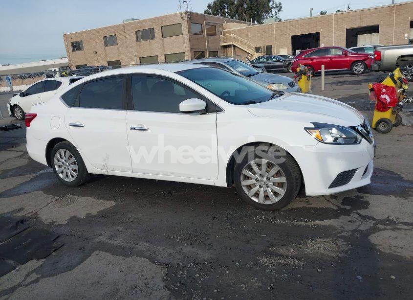 Photo 13 of 2017 Nissan Sentra SV (VIN 3N1AB7AP0HL684990)
