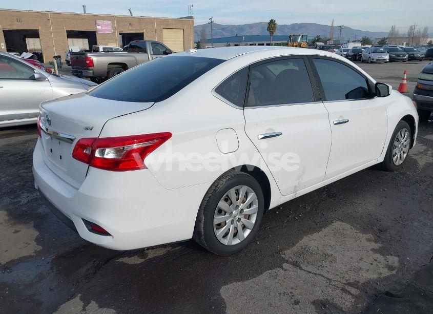 Photo 4 of 2017 Nissan Sentra SV (VIN 3N1AB7AP0HL684990)