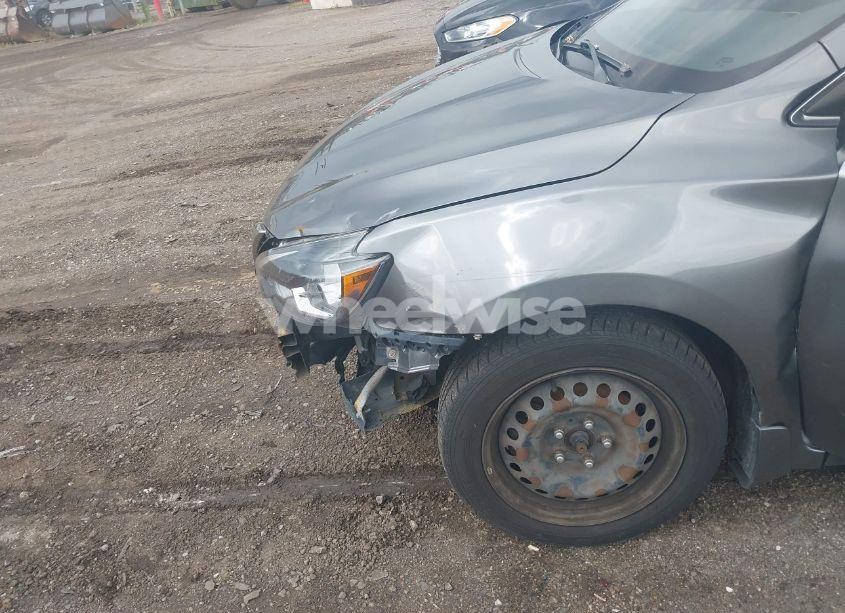 Photo 12 of 2017 Nissan Sentra SV (VIN 3N1AB7AP0HL716479)