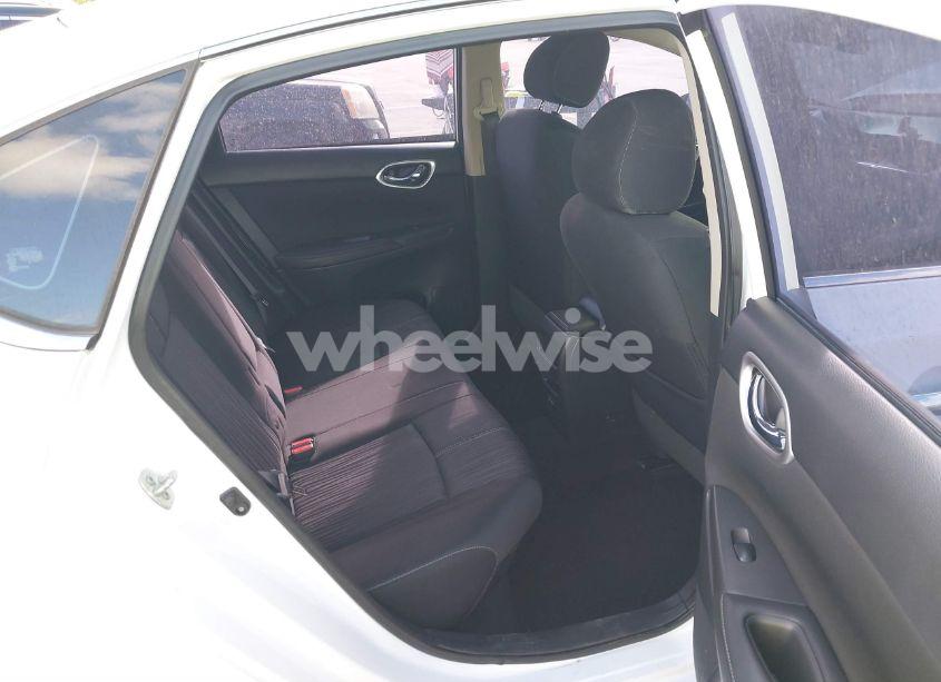 Photo 8 of 2017 Nissan Sentra SV (VIN 3N1AB7AP0HL717907)