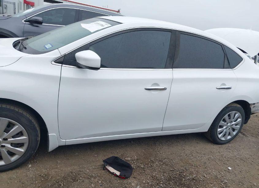 Photo 15 of 2017 Nissan Sentra S (VIN 3N1AB7AP0HY204966)