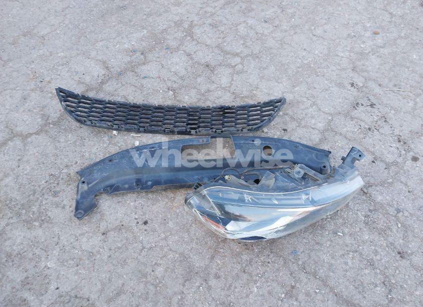 Photo 12 of 2017 Nissan Sentra SV (VIN 3N1AB7AP0HY231200)