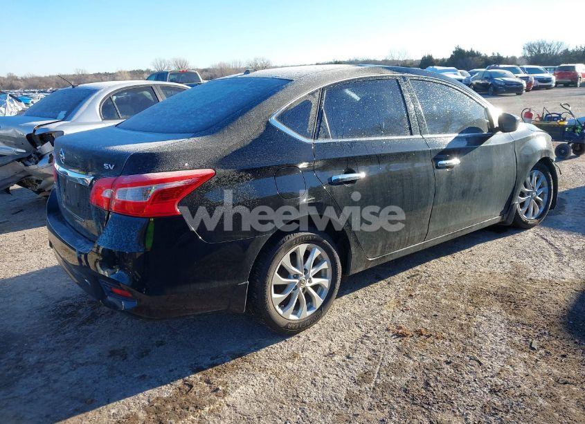 Photo 4 of 2017 Nissan Sentra SV (VIN 3N1AB7AP0HY231200)