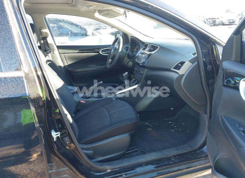 Photo 5 of 2017 Nissan Sentra SV (VIN 3N1AB7AP0HY231200)