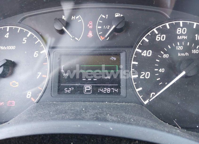 Photo 7 of 2017 Nissan Sentra S (VIN 3N1AB7AP0HY248109)