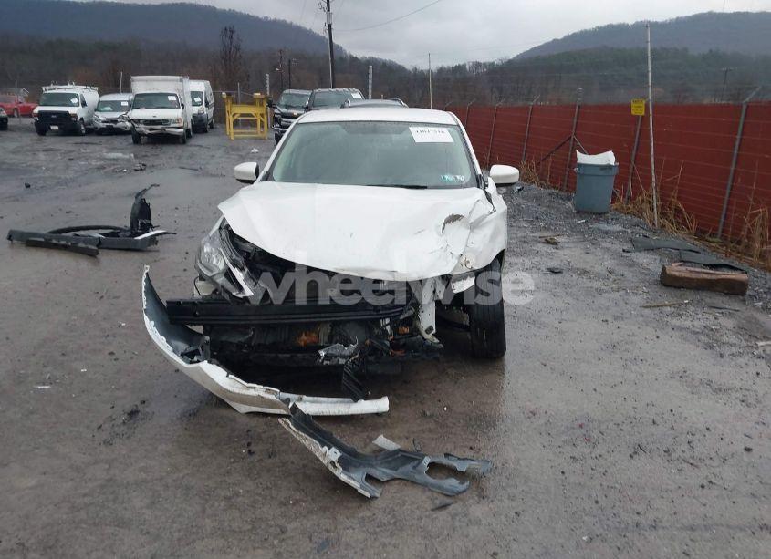 Photo 13 of 2017 Nissan Sentra SV (VIN 3N1AB7AP0HY254539)