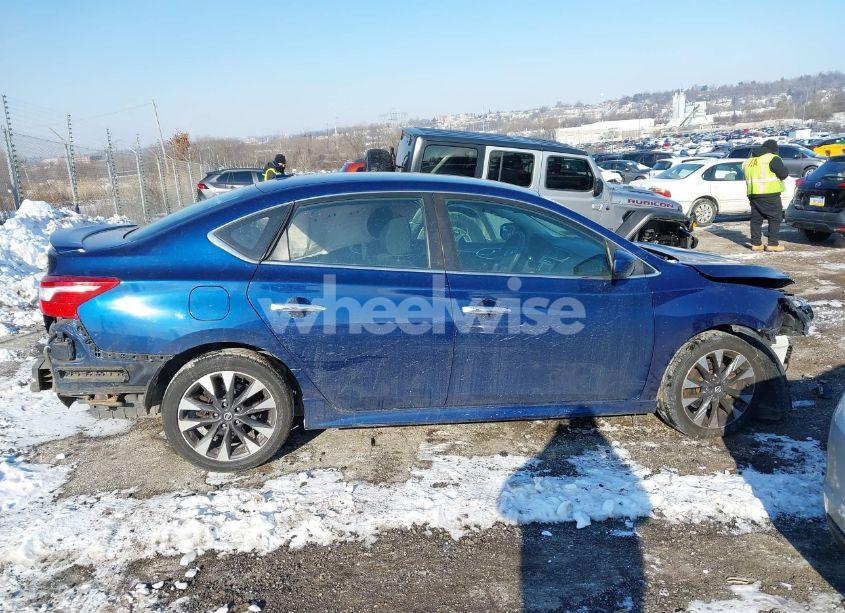 Photo 13 of 2017 Nissan Sentra SR (VIN 3N1AB7AP0HY255903)