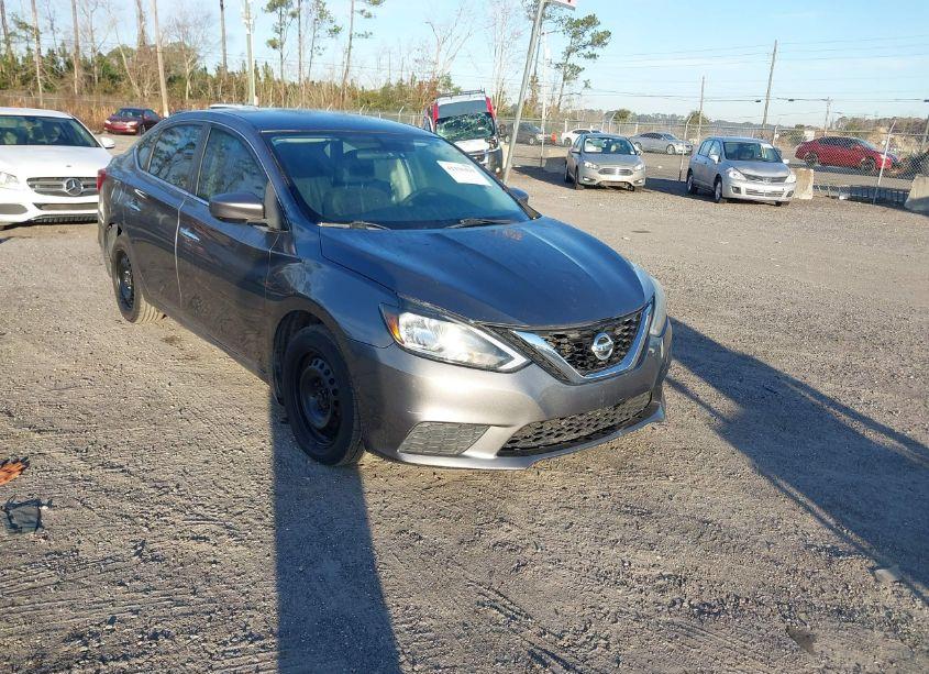 2017 Nissan Sentra S (VIN 3N1AB7AP0HY273222) main photo