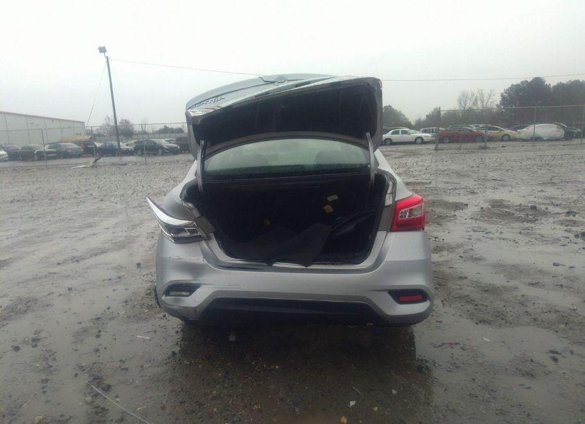 Photo 16 of 2017 Nissan Sentra S (VIN 3N1AB7AP0HY295818)