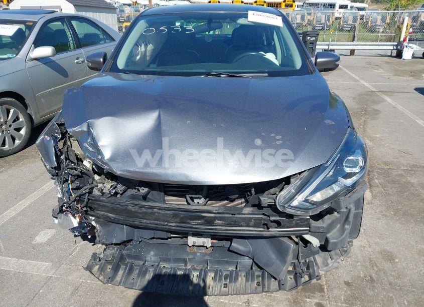 Photo 6 of 2017 Nissan Sentra SR (VIN 3N1AB7AP0HY300533)