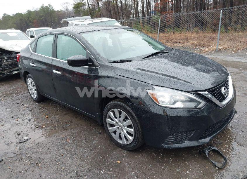 2017 Nissan Sentra SV (VIN 3N1AB7AP0HY319681) main photo
