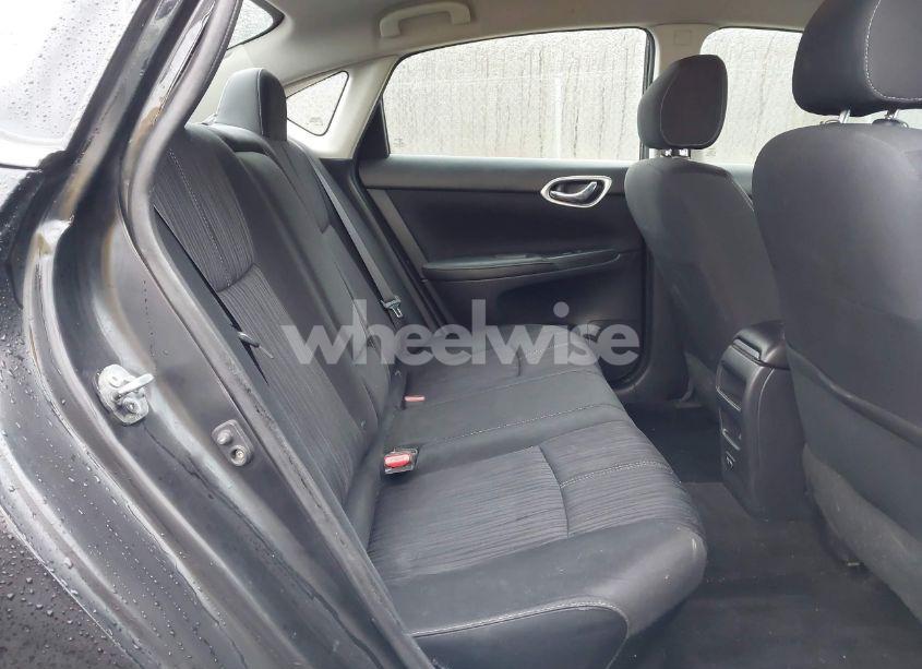 Photo 8 of 2017 Nissan Sentra SV (VIN 3N1AB7AP0HY319681)