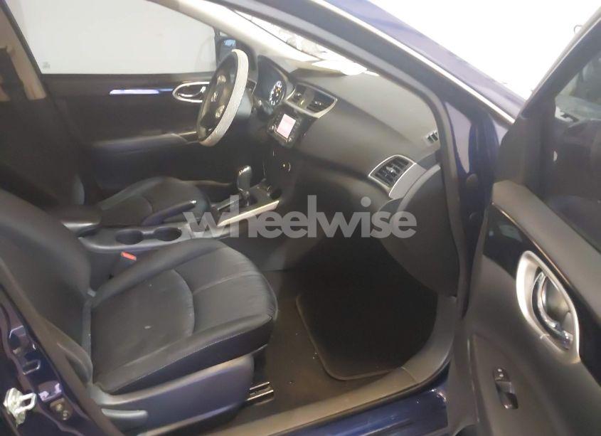 Photo 5 of 2017 Nissan Sentra SV (VIN 3N1AB7AP0HY320619)