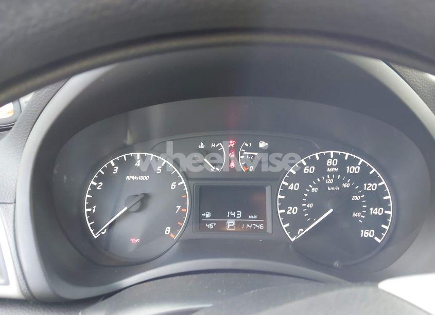 Photo 7 of 2017 Nissan Sentra S (VIN 3N1AB7AP0HY337727)