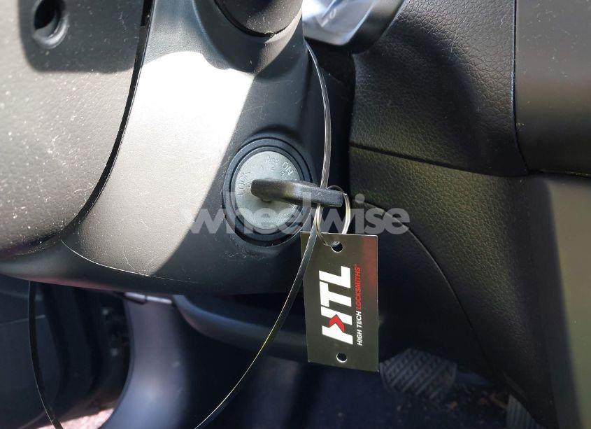 Photo 11 of 2017 Nissan Sentra S (VIN 3N1AB7AP0HY339512)