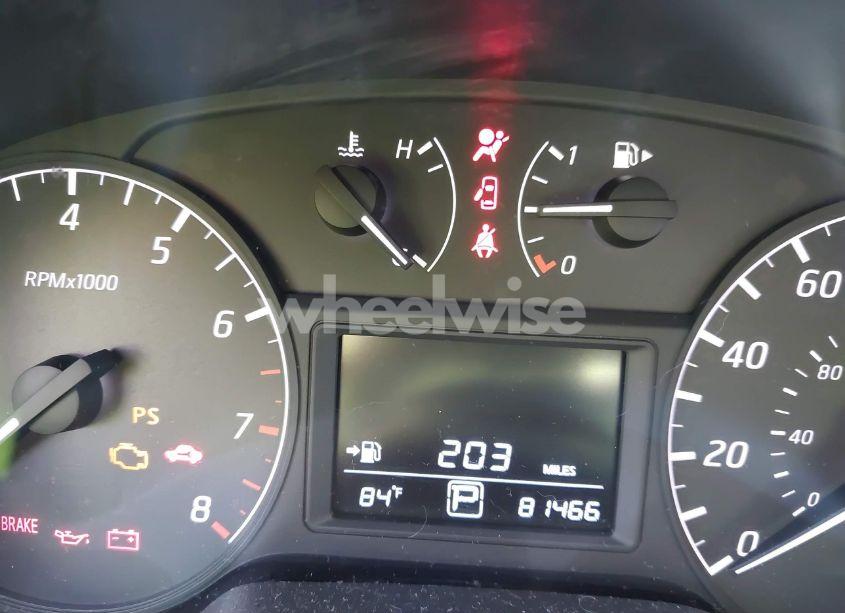 Photo 7 of 2017 Nissan Sentra S (VIN 3N1AB7AP0HY339512)