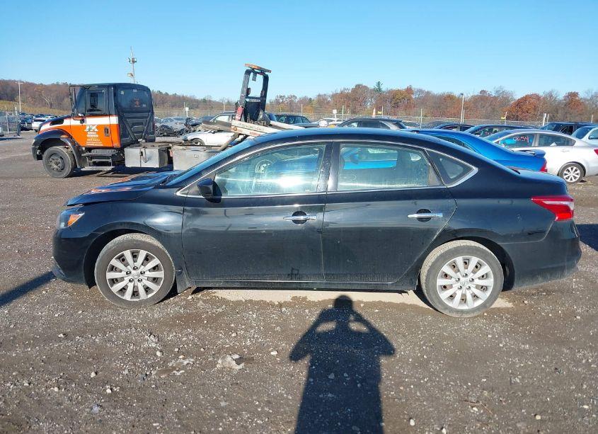 Photo 14 of 2017 Nissan Sentra SV (VIN 3N1AB7AP0HY344127)