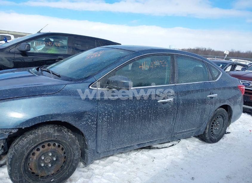 Photo 14 of 2017 Nissan Sentra SV (VIN 3N1AB7AP0HY367648)