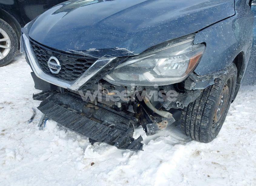 Photo 6 of 2017 Nissan Sentra SV (VIN 3N1AB7AP0HY367648)