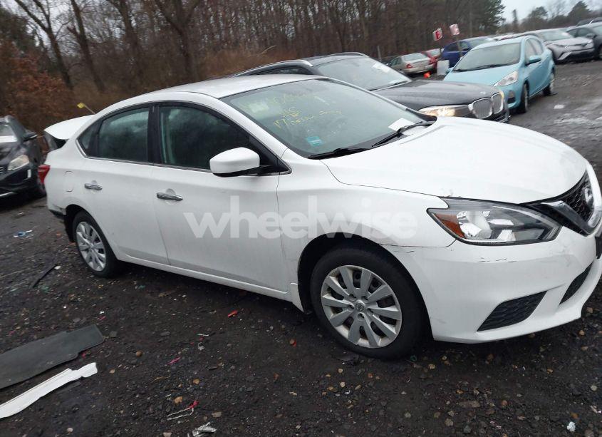 Photo 12 of 2017 Nissan Sentra SV (VIN 3N1AB7AP0HY371957)