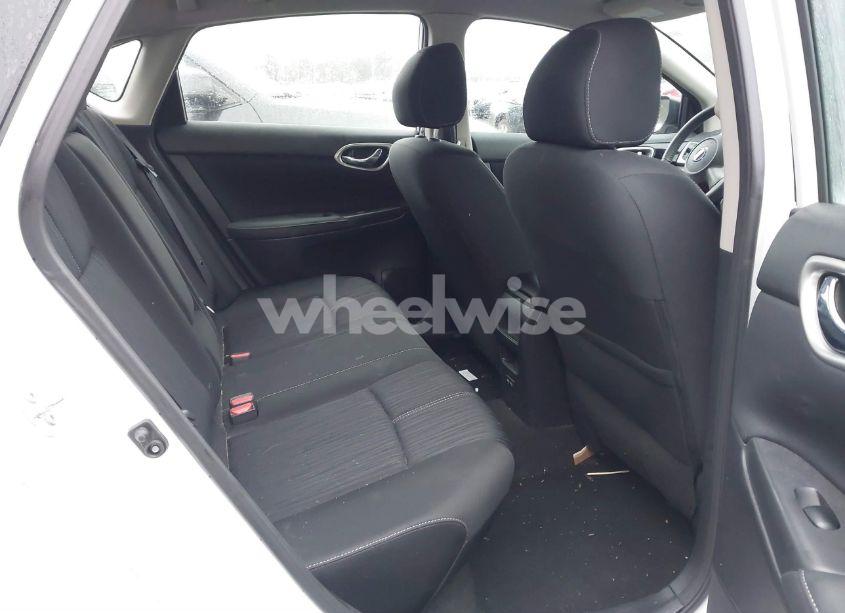 Photo 8 of 2017 Nissan Sentra SV (VIN 3N1AB7AP0HY371957)