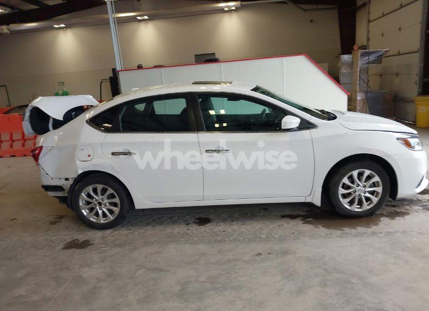 Photo 13 of 2017 Nissan Sentra SV (VIN 3N1AB7AP0HY380030)