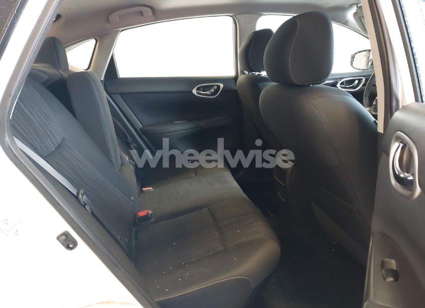 Photo 8 of 2017 Nissan Sentra SV (VIN 3N1AB7AP0HY380030)