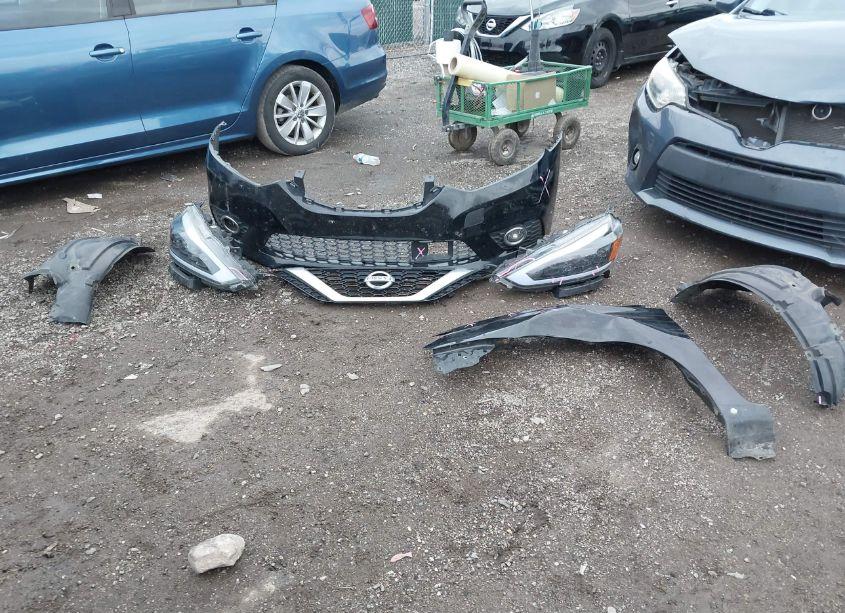 Photo 12 of 2017 Nissan Sentra SR (VIN 3N1AB7AP0HY381615)