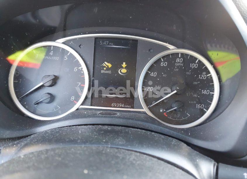 Photo 7 of 2018 Nissan Sentra SV (VIN 3N1AB7AP0JL625816)